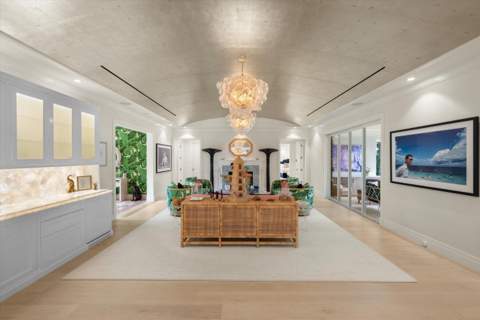 209 Sandpiper Drive, Palm Beach FL - photo 10 of 38