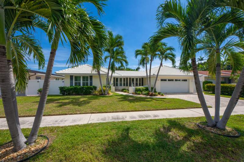 3 bedroom Single Family Residence at 5810 NE 21st Avenue, Imperial Point, Fort Lauderdale — photo 3