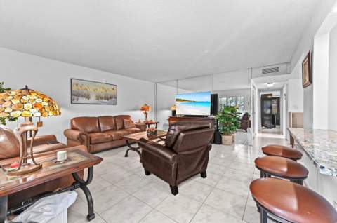 15072 Ashland Place #124, Delray Beach FL - photo 8 of 56