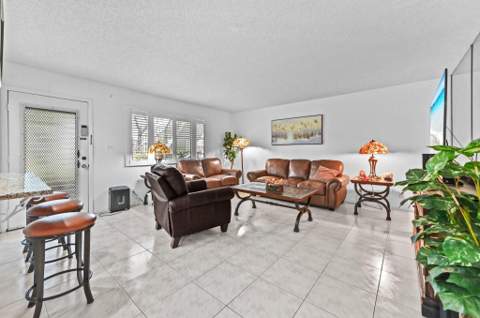 15072 Ashland Place #124, Delray Beach FL - photo 9 of 56