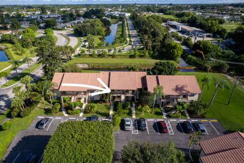 4542 Lucerne Lakes Boulevard #103, Lake Worth FL - photo 23 of 25