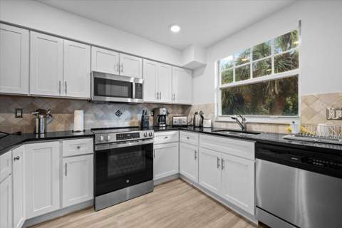 105 Mainsail Circle, Jupiter FL - photo 13 of 58