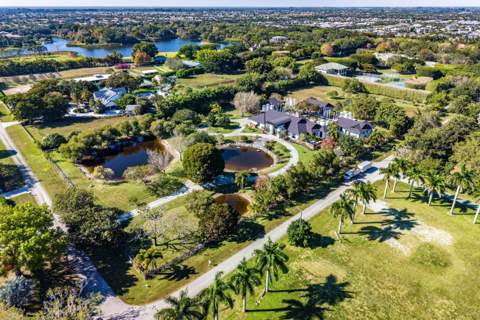 8549 Surrey Lane, Boca Raton FL - photo 17 of 104