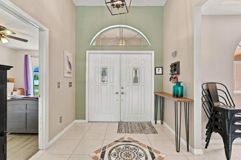 4 bedroom Single Family Residence at 2801 SE Hutchings Avenue, Port St Lucie Section 40, Port St. Lucie — photo 3