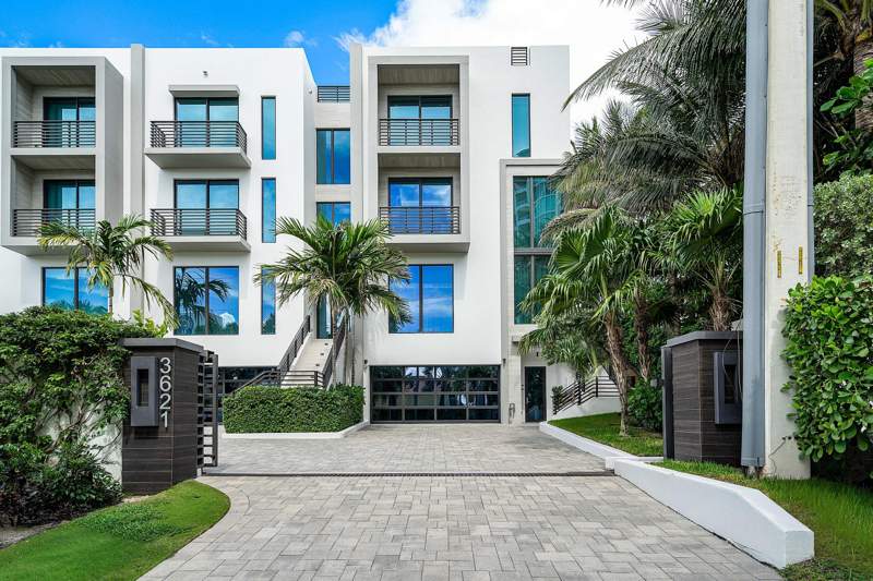 5 bedroom Townhouse at 3621 S Ocean Boulevard #6, 3621 South Ocean Villas Condo, Highland Beach — photo 4