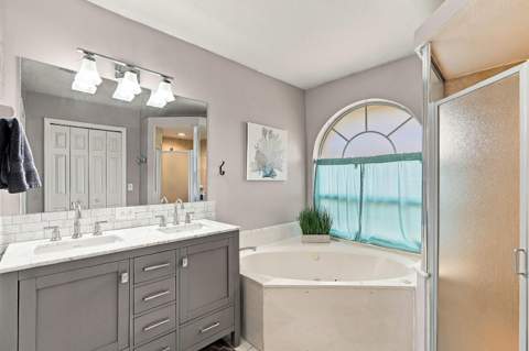 2801 SE Hutchings Avenue, Port St. Lucie FL - photo 17 of 36