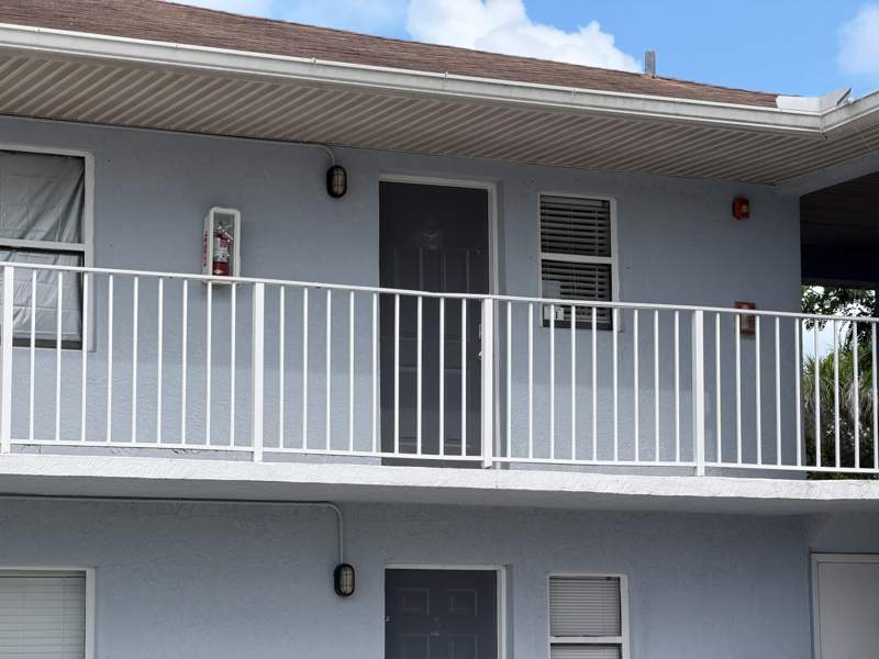 2 bedroom Condominium at 605 Ixoria Avenue #Unit 21, The Hemingway, A Condominium, Fort Pierce — photo 2