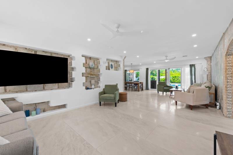 3 bedroom Single Family Residence at 1311 Pierce Street, Hollywood Lakes Section, Hollywood — photo 3