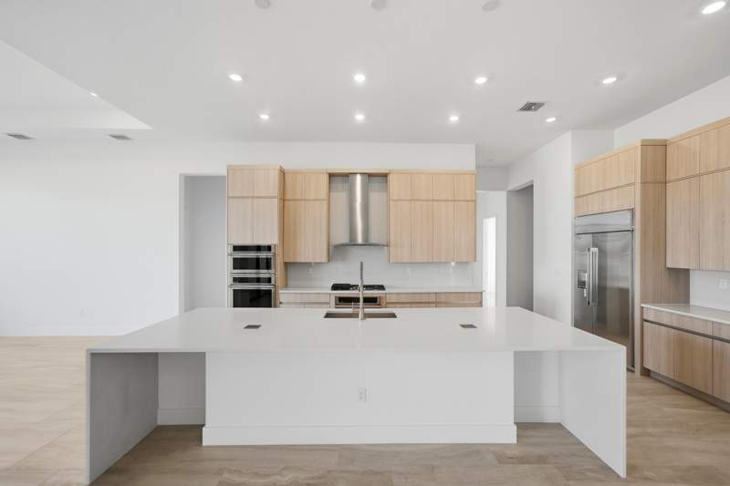 5 bedroom Single Family Residence at 10253 Canter Creek Court, Whitmore Estates, Lake Worth — photo 5