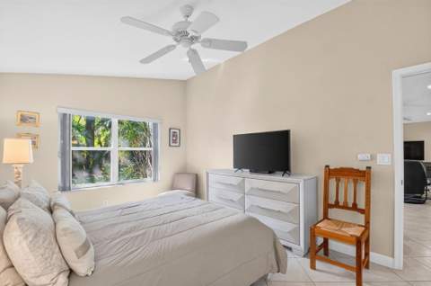 9864 Arbor View Drive, Boynton Beach FL - photo 12 of 45