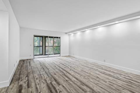 6585 Kensington Lane #Apt 207, Delray Beach FL - photo 10 of 26