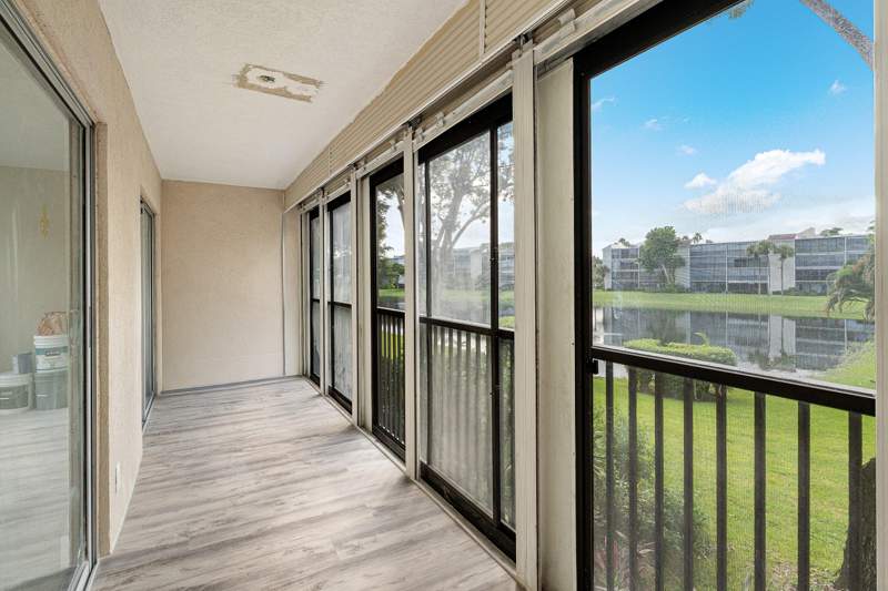 2 bedroom Condominium at 6585 Kensington Lane #Apt 207, Huntington Lakes Sec One Condos, Delray Beach — photo 3
