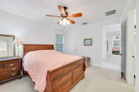 654 Castle Drive, Palm Beach Gardens FL - photo 17 of 35