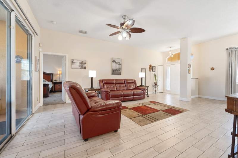 3 bedroom Single Family Residence at 103 NW Aileen Street, Port St Lucie Section 27, Port St. Lucie — photo 5