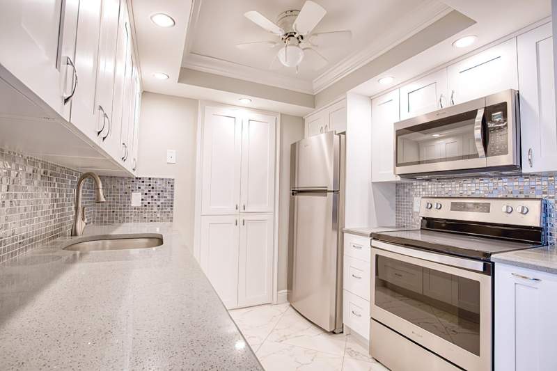 1 bedroom Condominium at 111 Briny Avenue #610, Pompano Beach Club Condo, Pompano Beach — photo 4