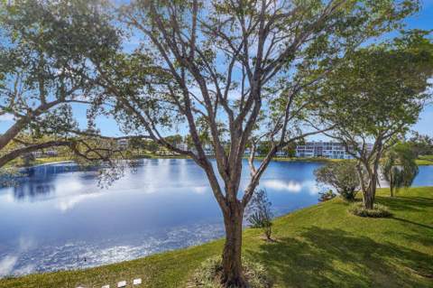 2051 Cambridge C, Deerfield Beach FL - photo 20 of 76