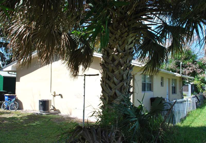 3 bedroom Single Family Residence at 1223 McCray Court, McCray Court Subdivision, Fort Pierce — photo 5