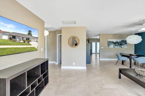 5958 Triphammer Road, Lake Worth FL - photo 7 of 39