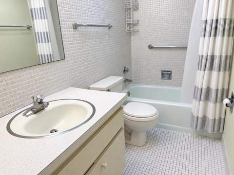1427 E Hillsboro Boulevard #Apt 528, Deerfield Beach FL - photo 8 of 30