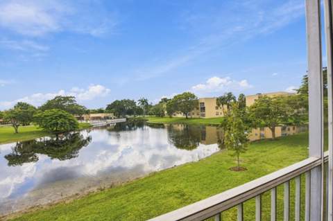 5860 NW 64th Avenue #201, Tamarac FL - photo 14 of 18