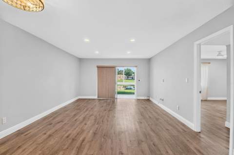 163 Lake Evelyn Drive, West Palm Beach FL - photo 12 of 43