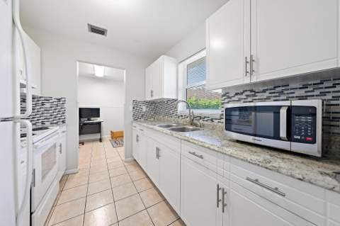 1615 S N Street, Lake Worth FL - photo 8 of 14