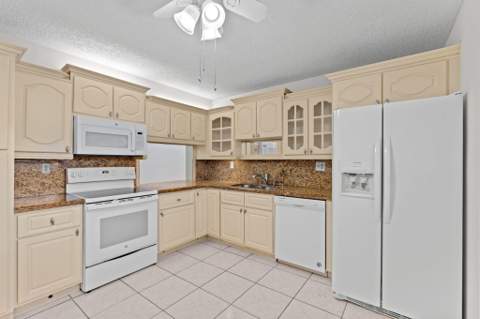 6085 N Sabal Palm Boulevard #107, Tamarac FL - photo 13 of 44