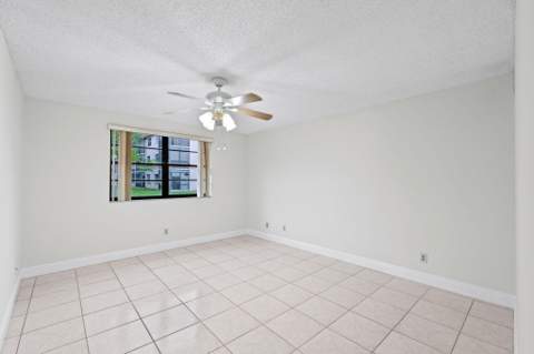 6085 N Sabal Palm Boulevard #107, Tamarac FL - photo 19 of 44
