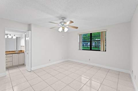 6085 N Sabal Palm Boulevard #107, Tamarac FL - photo 20 of 44