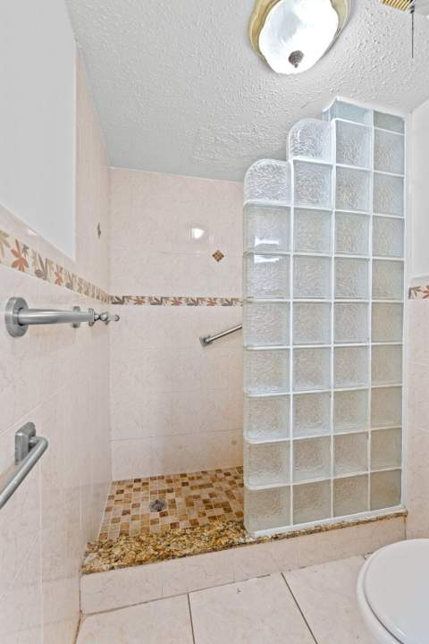 6085 N Sabal Palm Boulevard #107, Tamarac FL - photo 24 of 44