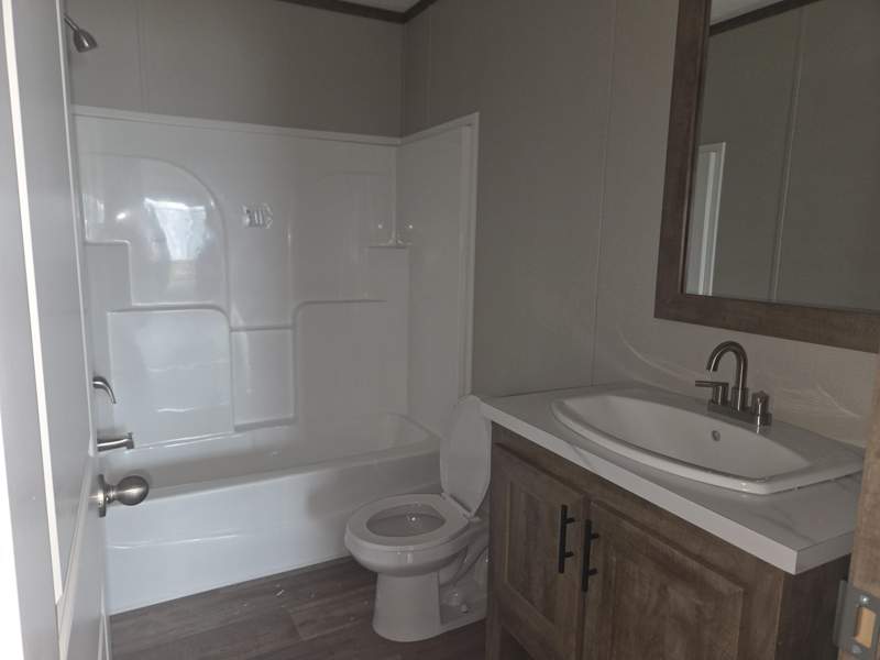 3 bedroom Manufactured Home at 7456 SE Independence Avenue, Cambridge At Heritage Ridge, Hobe Sound — photo 5