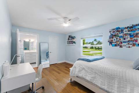 817 Anchorage Drive, North Palm Beach FL - photo 22 of 59