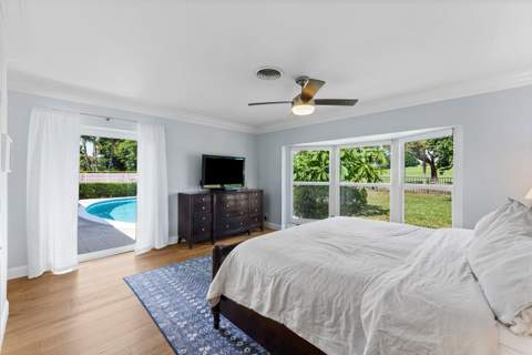 817 Anchorage Drive, North Palm Beach FL - photo 19 of 59