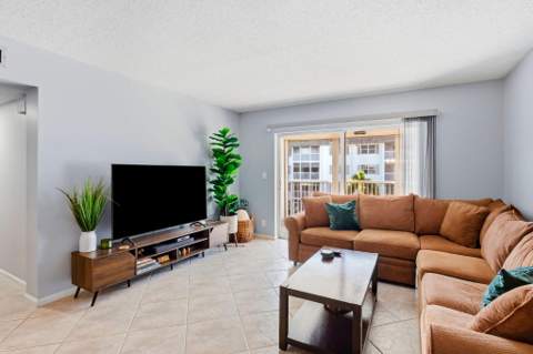 800 E Camino Real #312, Boca Raton FL - photo 6 of 37