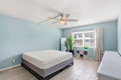 800 E Camino Real #312, Boca Raton FL - photo 13 of 37