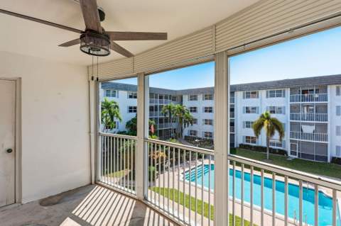 800 E Camino Real #312, Boca Raton FL - photo 22 of 37