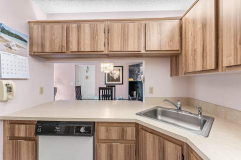 708 Sunny Pine Way #H2, Greenacres FL - photo 13 of 28
