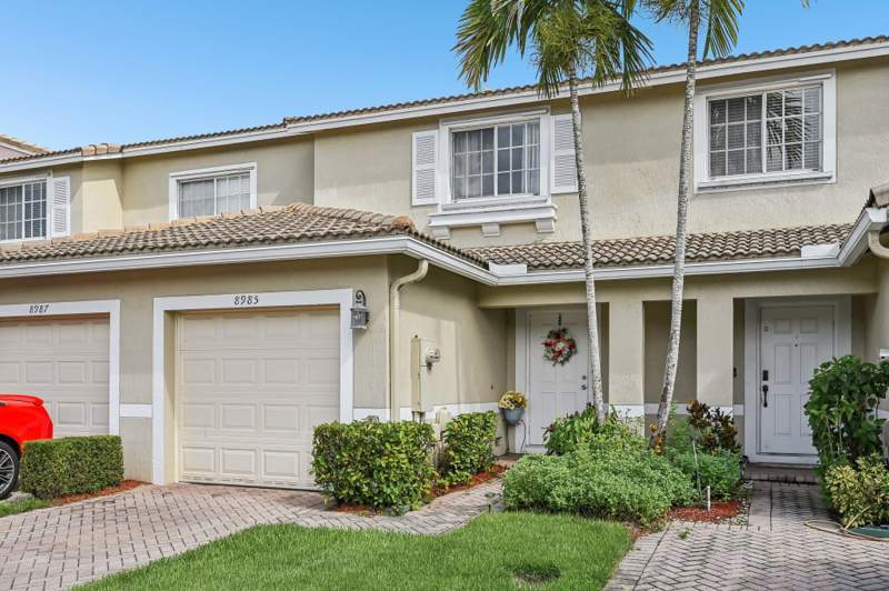 2 bedroom Townhouse at 8985 Lancaster Street, Lyons Industrial Park, Tamarac — photo 3