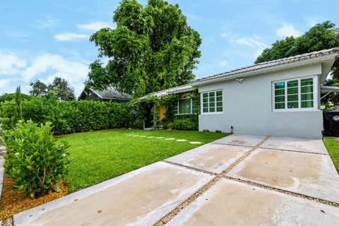 910 N M Street, Lake Worth Beach FL - photo 6 of 55