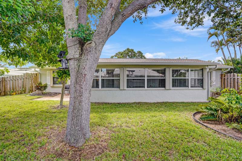 3 bedroom Single Family Residence at 1902 Eucalyptus Avenue, Surfside Unit 1 Subdivision, Hutchinson Island — photo 5