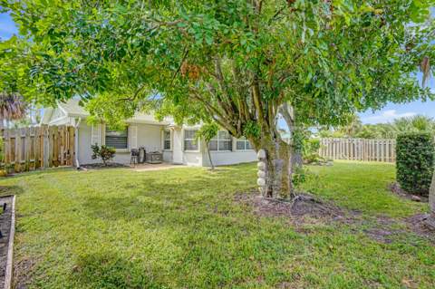 1902 Eucalyptus Avenue, Hutchinson Island FL - photo 6 of 34