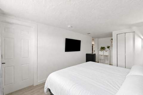 2775 NE 16th Avenue, Pompano Beach FL - photo 12 of 44
