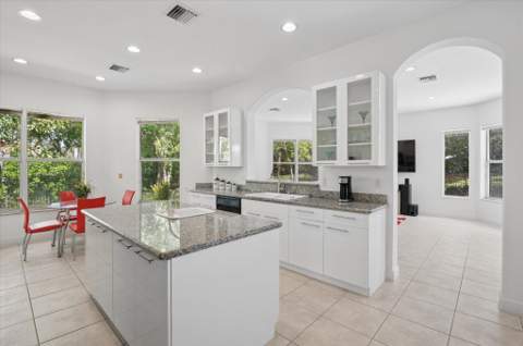 7248 NW 108th Avenue, Parkland FL - photo 9 of 50
