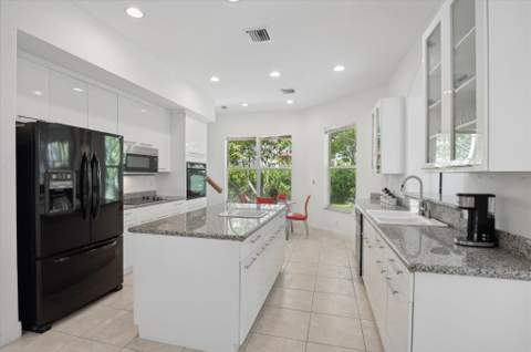 7248 NW 108th Avenue, Parkland FL - photo 10 of 50