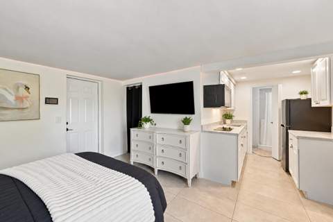 2775 NE 16th Avenue, Pompano Beach FL - photo 20 of 44