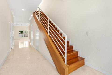 4517 NE 21st Avenue #4, Fort Lauderdale FL - photo 10 of 38