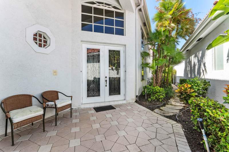 2 bedroom Single Family Residence at 125 Windward Drive, Windward Cove, Palm Beach Gardens — photo 2