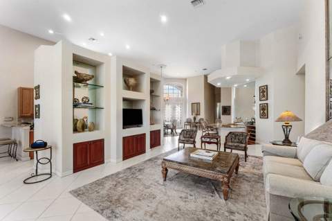 125 Windward Drive, Palm Beach Gardens FL - photo 9 of 34