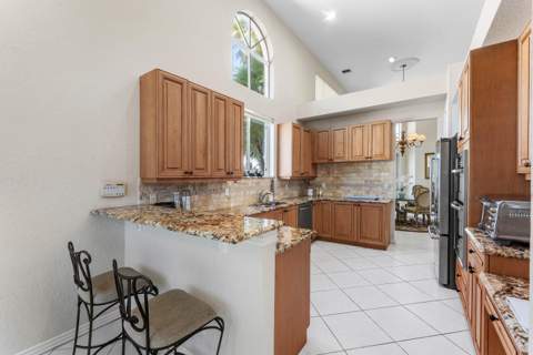 125 Windward Drive, Palm Beach Gardens FL - photo 11 of 34
