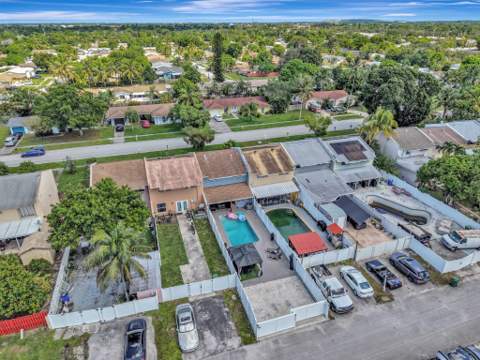 6224 SW 7th Street, Margate FL - photo 8 of 75